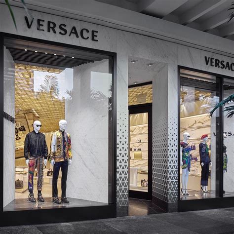 versace store miami